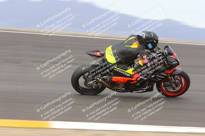 media/Jan-15-2023-SoCal Trackdays (Sun) [[c1237a034a]]/Bowl (1125am)/